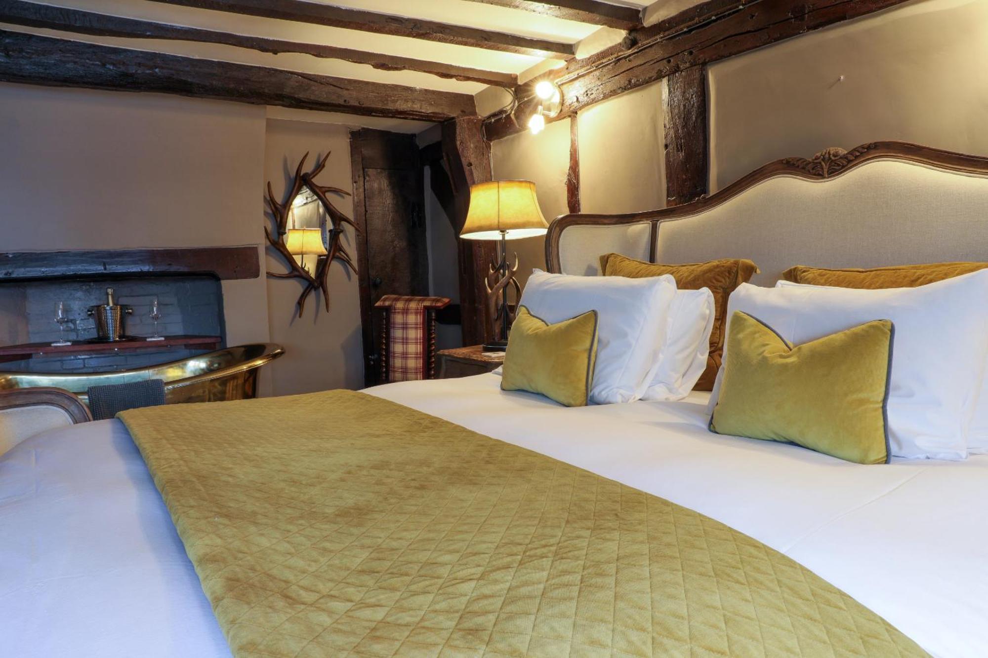 The Kingsbury 7Even 8Ight Bed and Breakfast Marlborough Rum bild