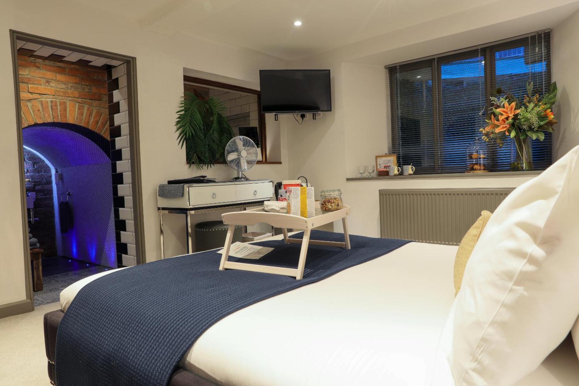 The Kingsbury 7Even 8Ight Bed and Breakfast Marlborough Rum bild