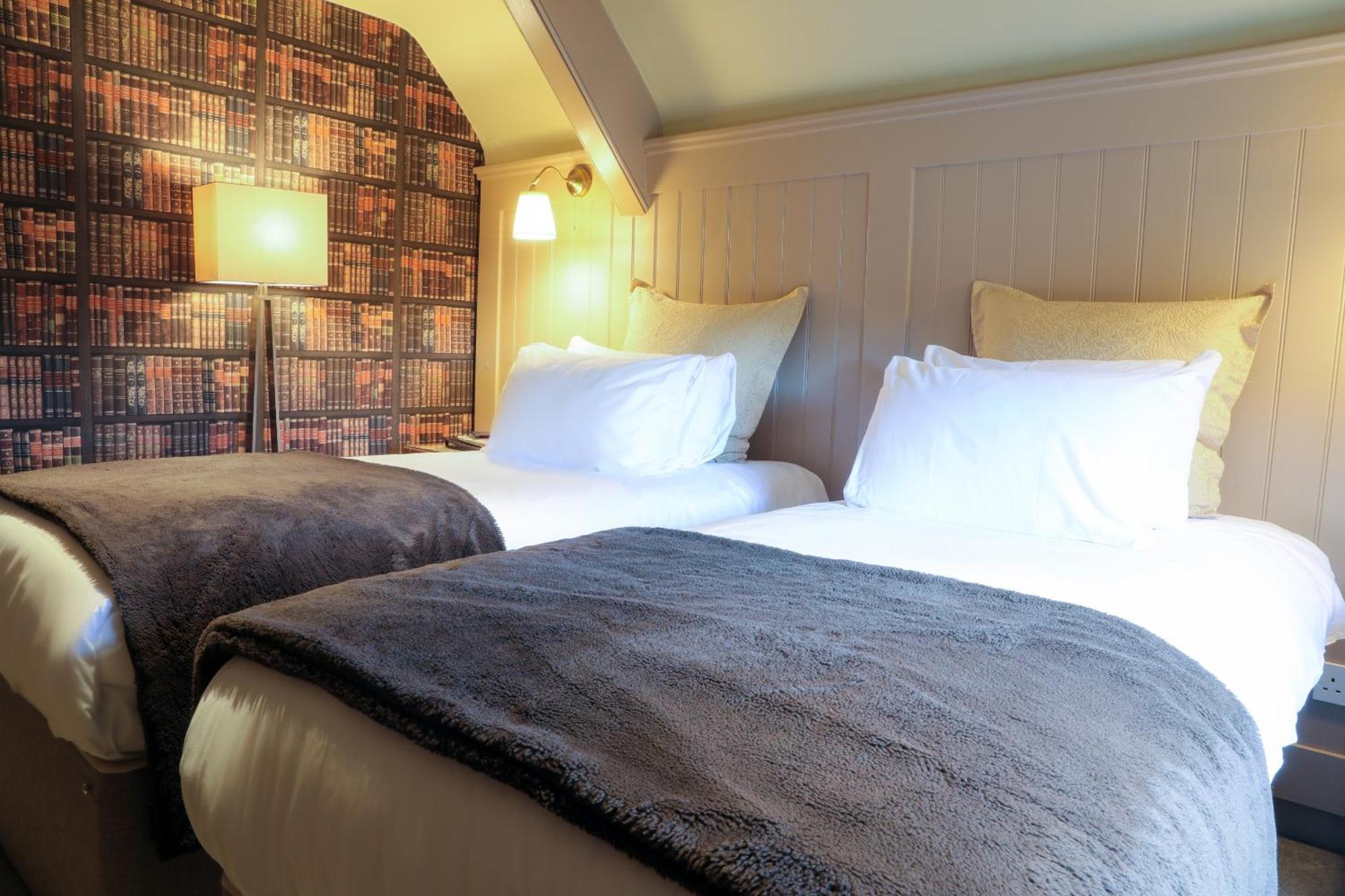 The Kingsbury 7Even 8Ight Bed and Breakfast Marlborough Rum bild